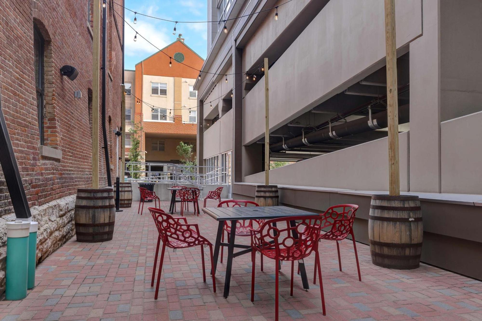 Hampton Downtown Iupui Hotel